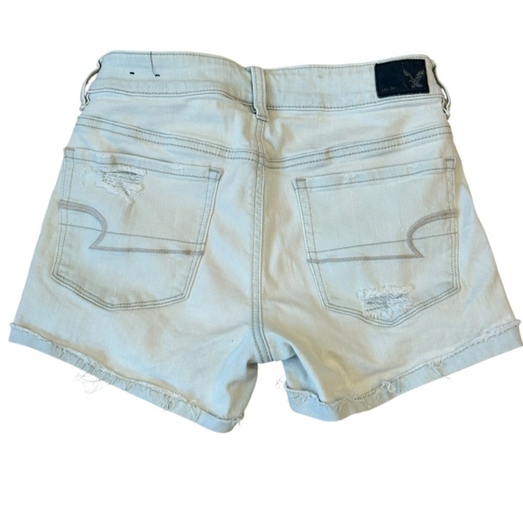 American Eagle Outfitters Light Wash Jean Shorts - Picture 4 of 6